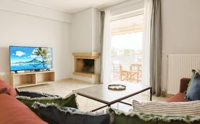 Nefelis By Verde Apartments